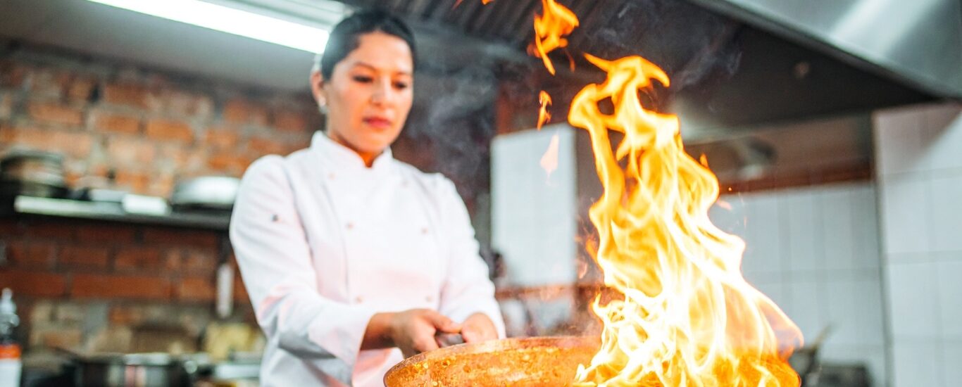 The Hidden Tricks to Control Food Costs in Restaurants... And How Bookkeeping Makes It Possible